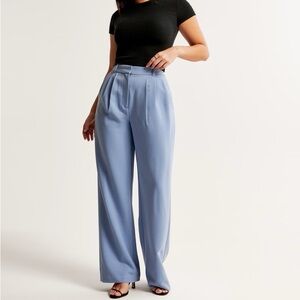 NWT - Abercrombie & Fitch - Curve Love Sloane Tailored Pant - Blue (Size 27)